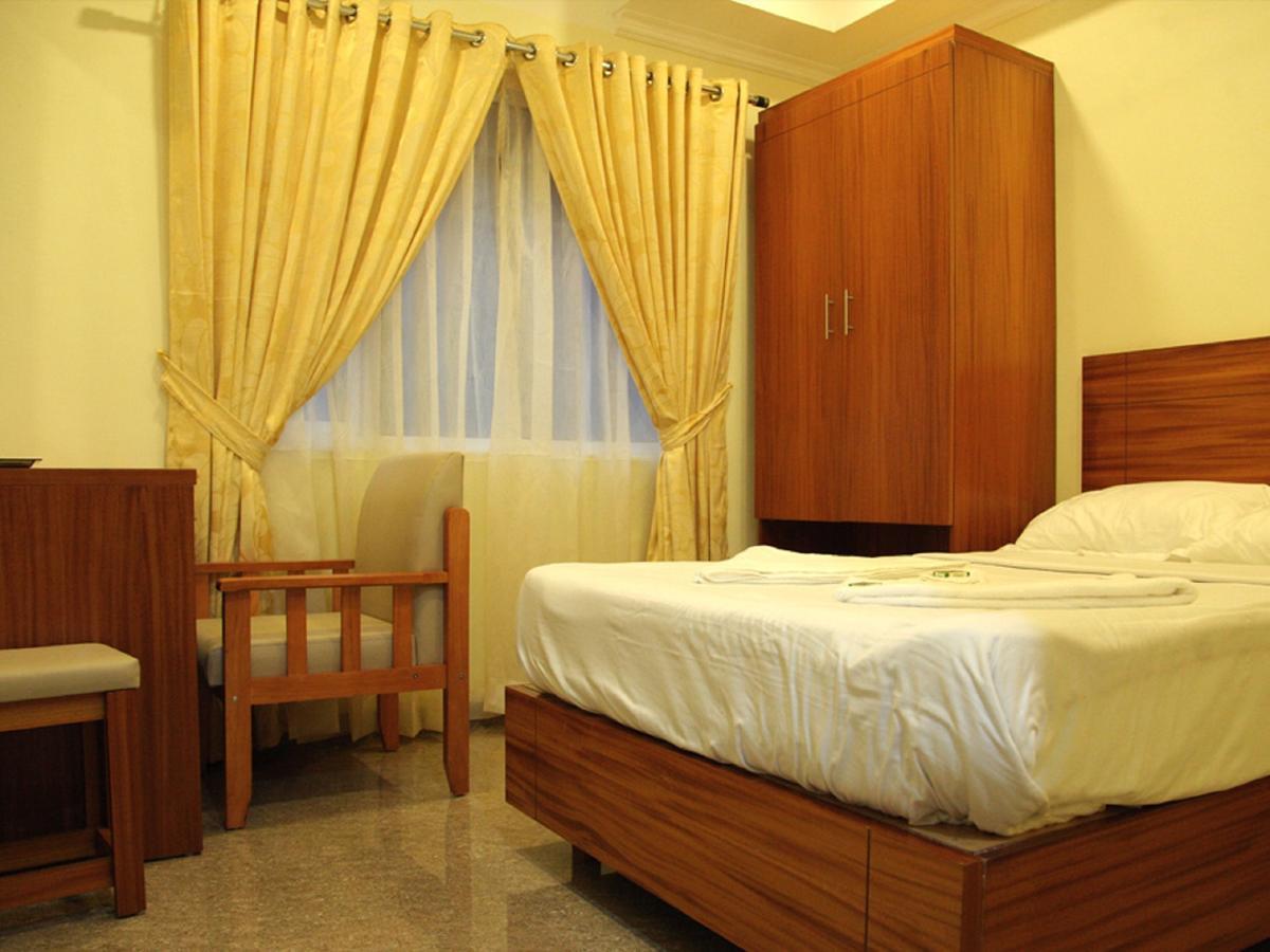 Vettoor Nanas Inn Ettumanoor Esterno foto